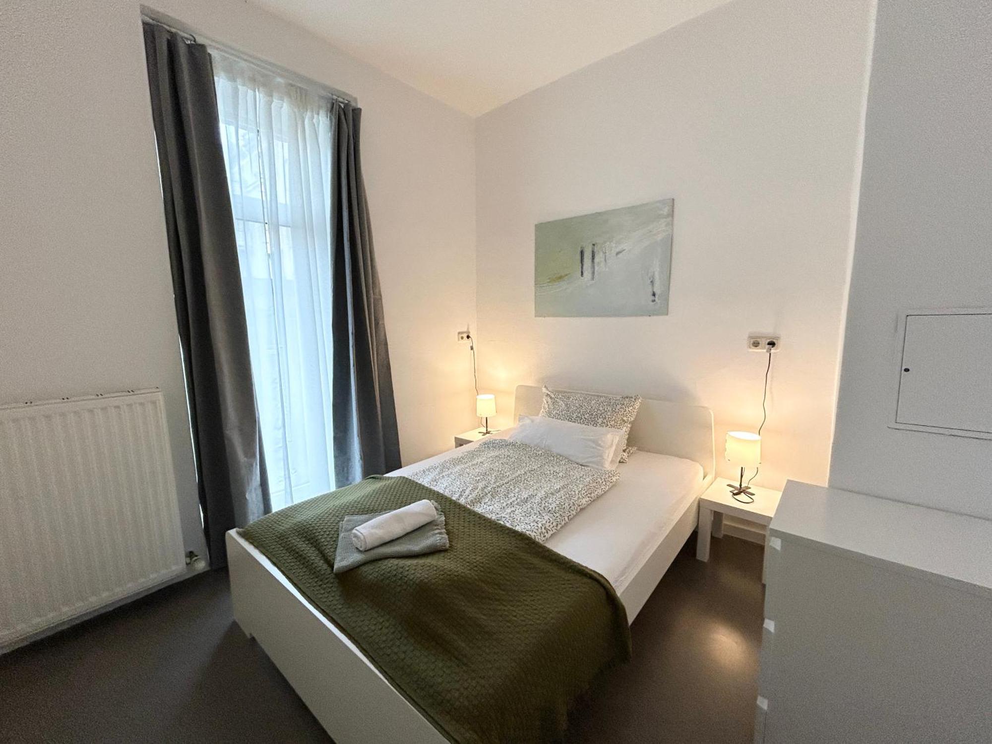 Wohnen Mit Kuenstlerflair In Muenchen Apartment Exterior photo